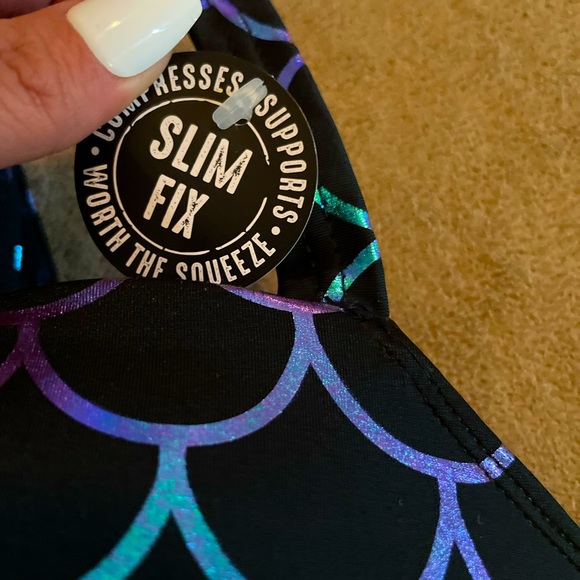 ❌SOLD❌Torrid Iridescent Strappy back Mermaid One Piece  Swimsuit size 2 D/DD♥️ - Picture 10 of 12